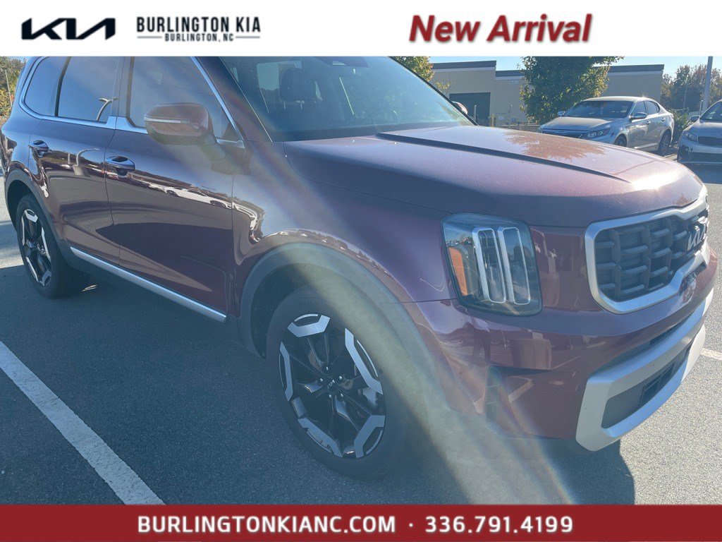 Used 2023 Kia Telluride S