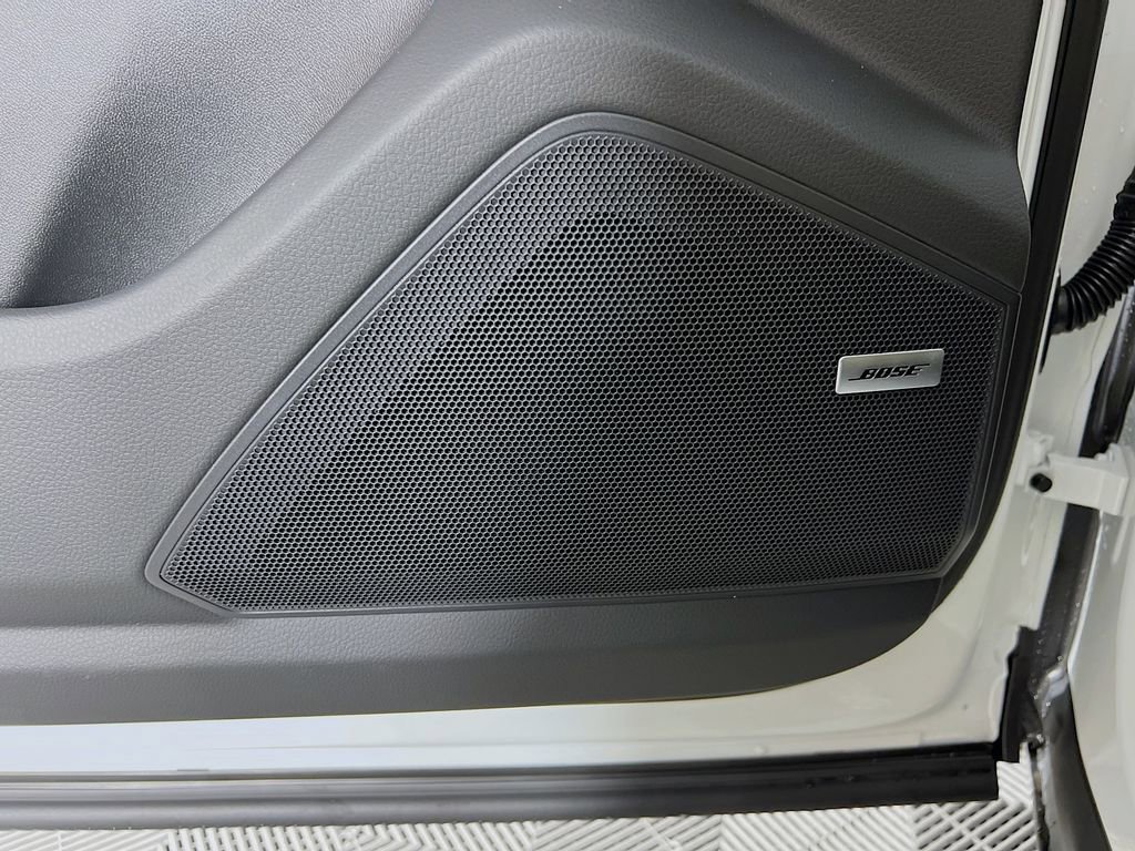 New 2026 Porsche Cayenne image 21