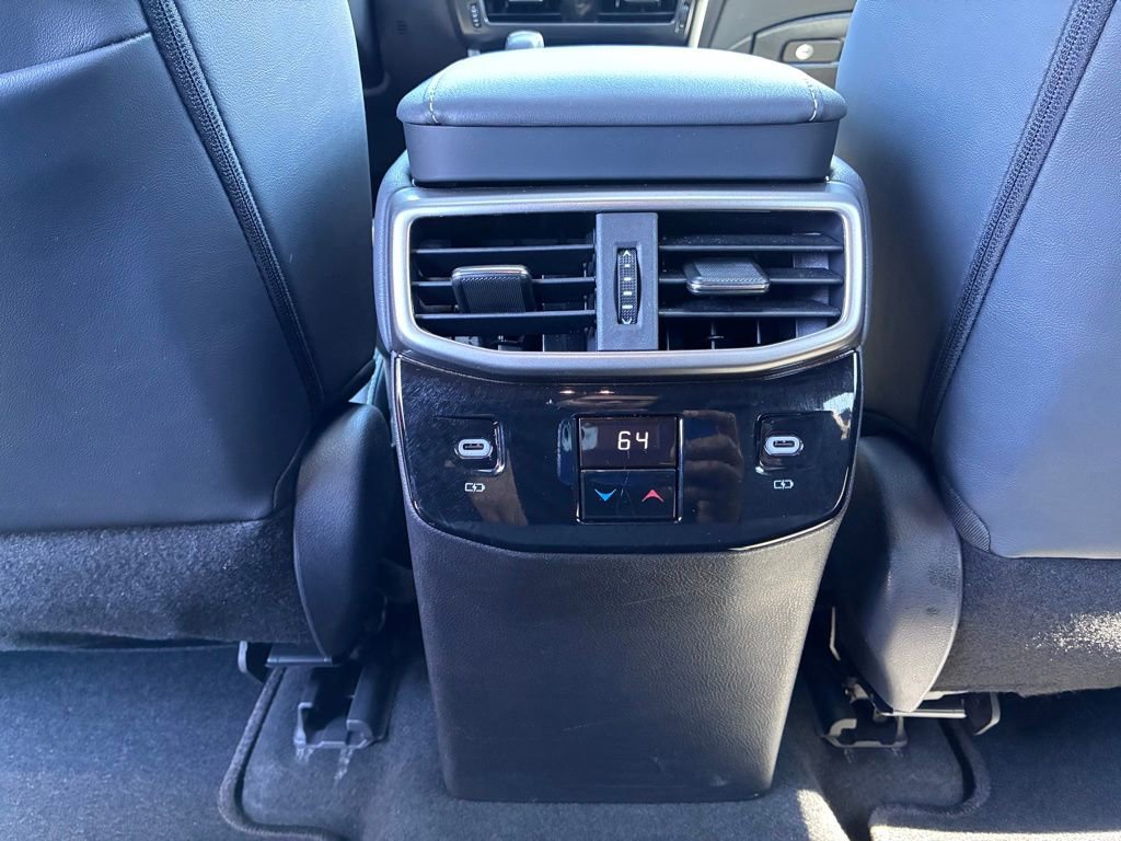 Used 2024 Lexus RX 350 Premium w/ Accessory Package (Z1) AWD/4WD image 18