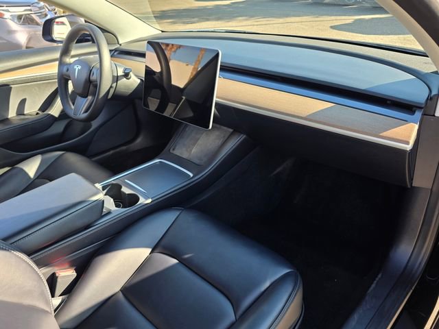Used 2022 Tesla Model 3 Long Range AWD/4WD image 8