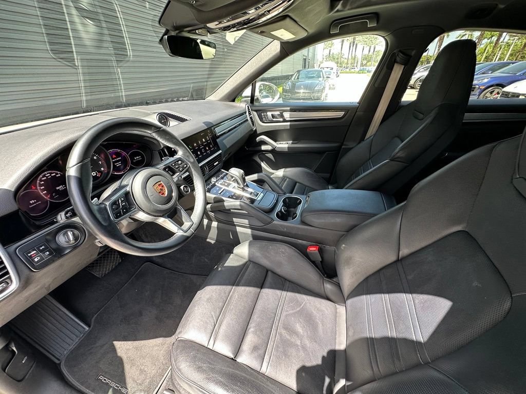 Certified 2023 Porsche Cayenne Platinum Edition AWD/4WD image 4