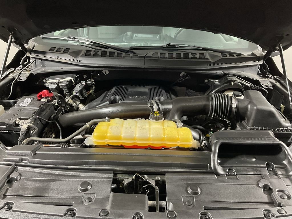 Used 2018 Ford F150 XLT w/ Equipment Group 302A Luxury image 8