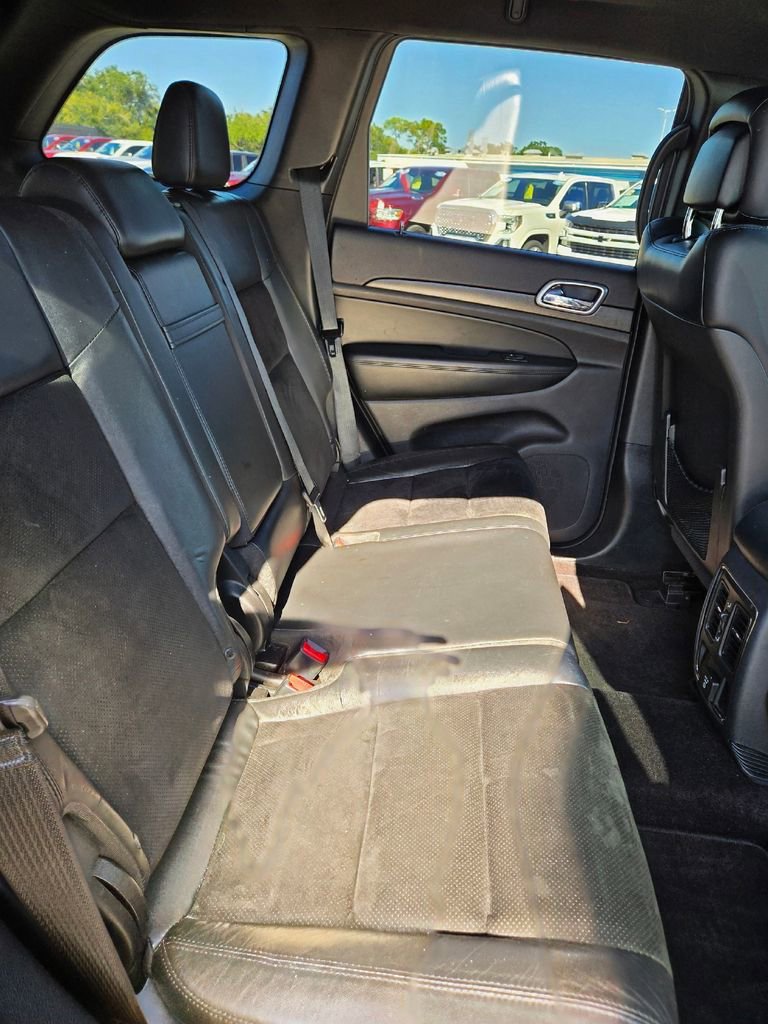 Used 2017 Jeep Grand Cherokee Altitude image 47