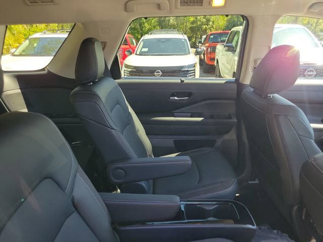 New 2026 Nissan Pathfinder SL w/ SL Premium Package AWD/4WD image 30