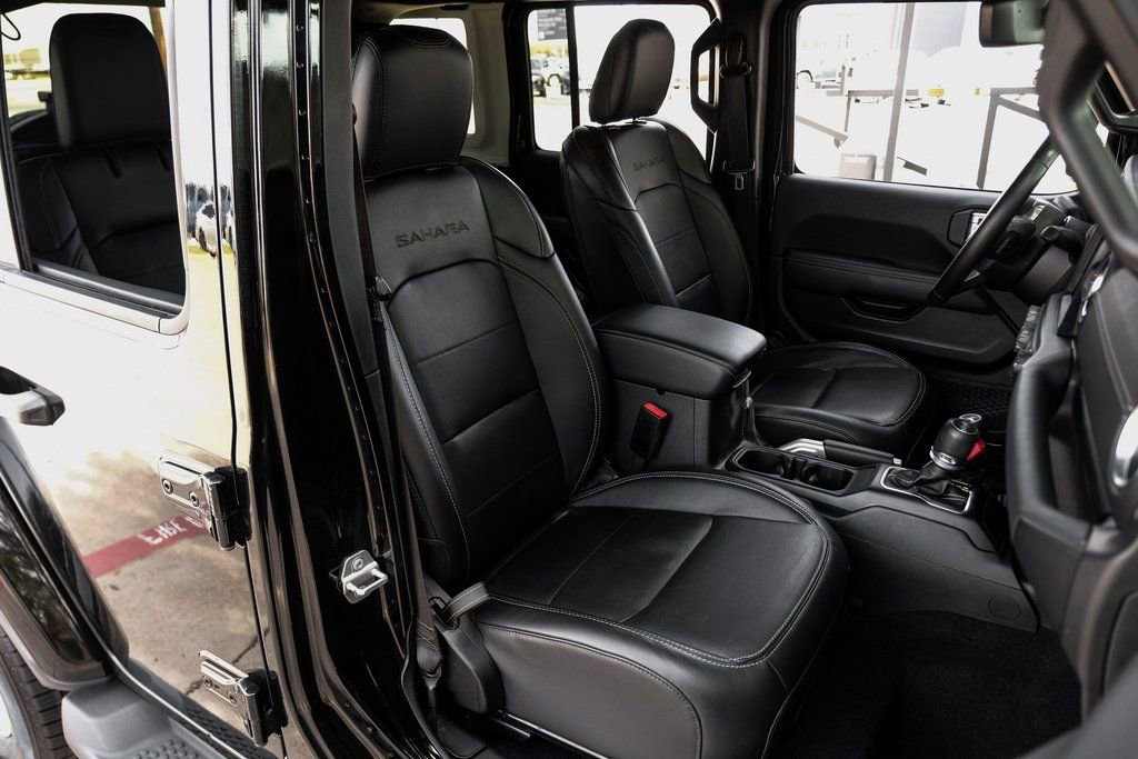 Used 2023 Jeep Wrangler Sahara w/ Cold Weather Group image 44