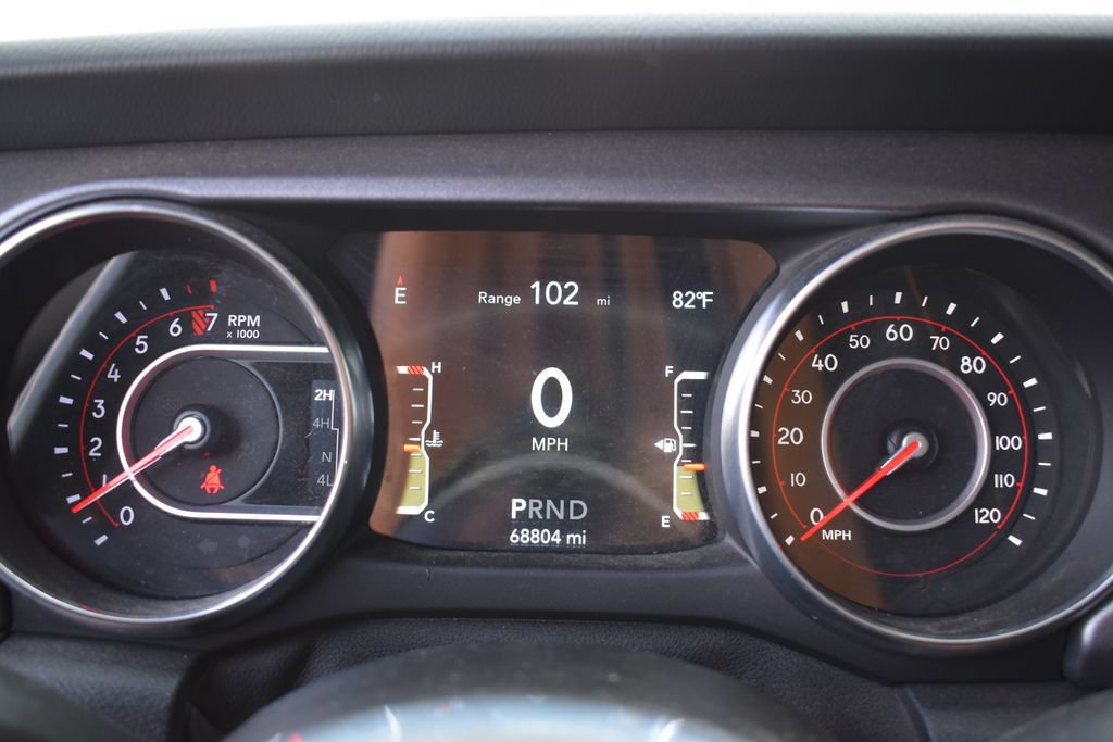 Used 2021 Jeep Gladiator Mojave AWD/4WD image 11