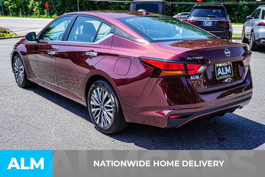 Used 2025 Nissan Altima 2.5 SV FWD image 4