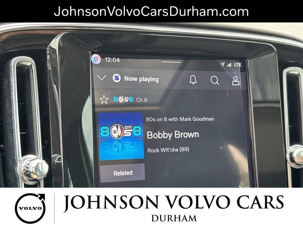 New 2026 Volvo XC40 B4 Core w/ Climate Package FWD image 12