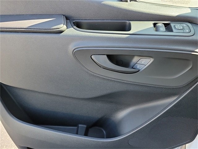 Used 2023 Mercedes-Benz Sprinter 4500 image 11