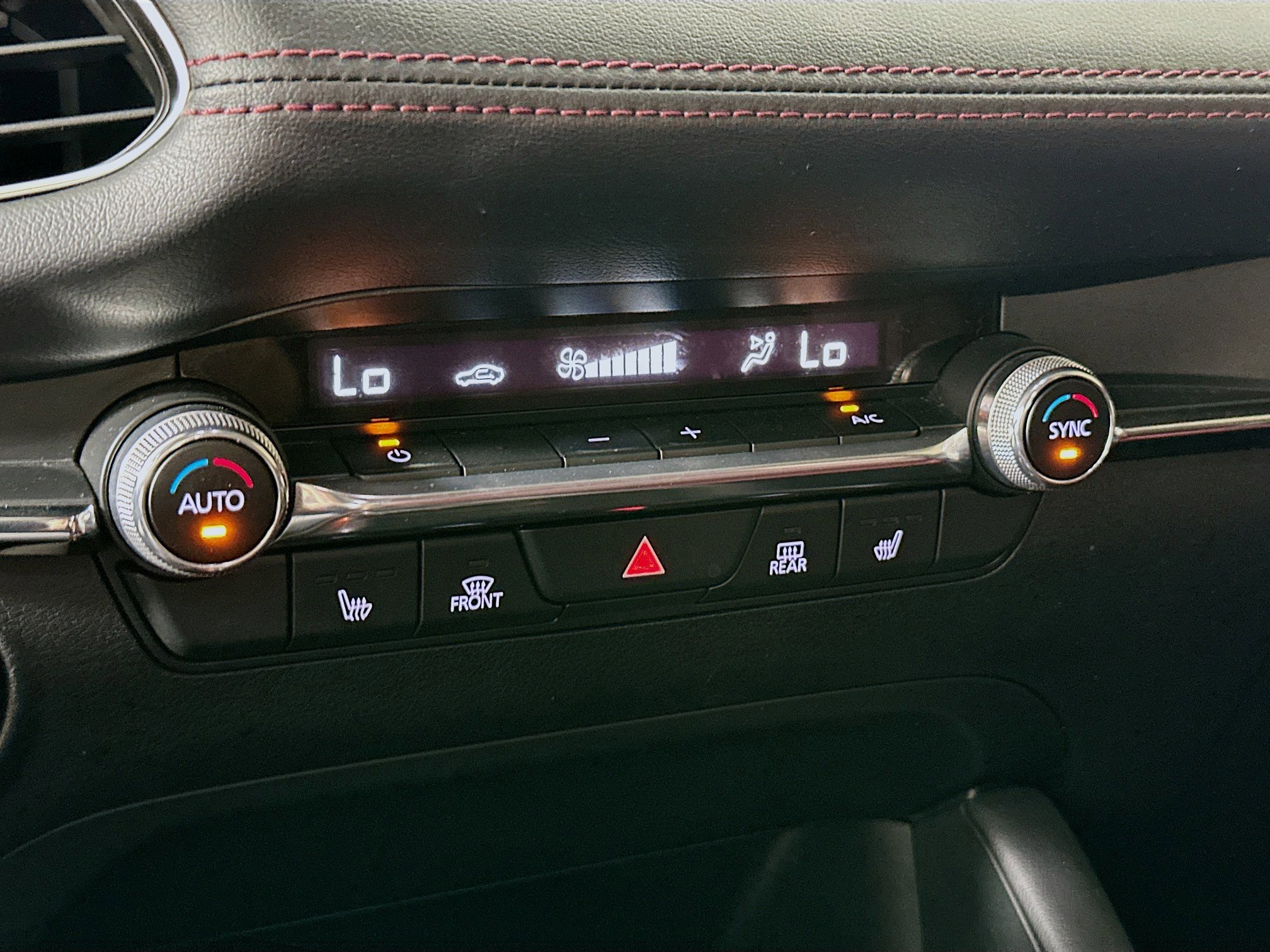 Used 2023 MAZDA MAZDA3 s image 22