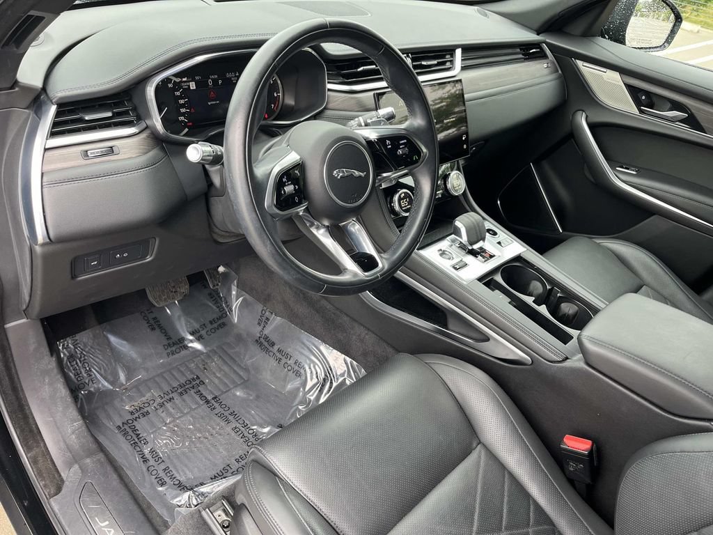 Certified 2022 Jaguar F-PACE S AWD/4WD image 11