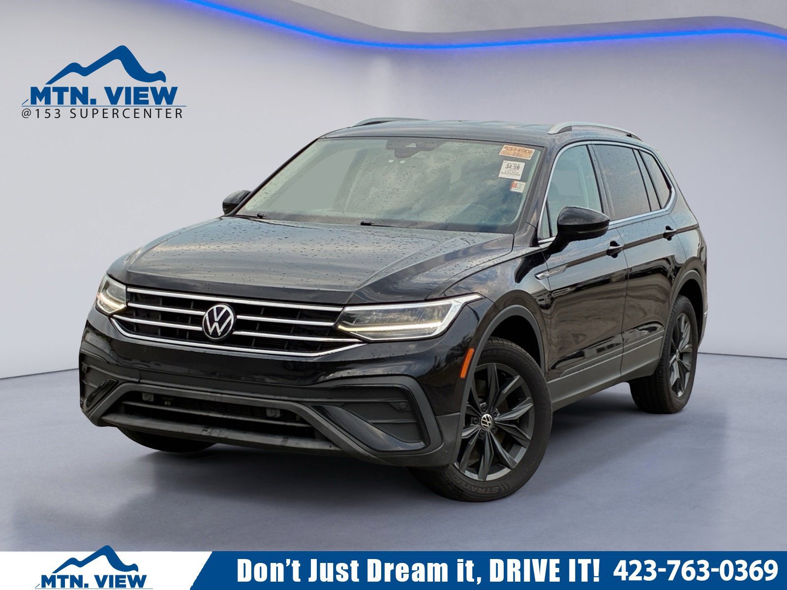 Used 2024 Volkswagen Tiguan SE