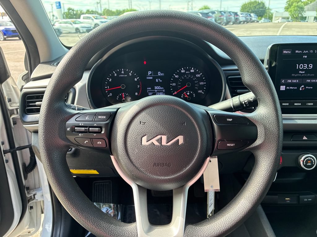 Used 2022 Kia Rio LX FWD image 12
