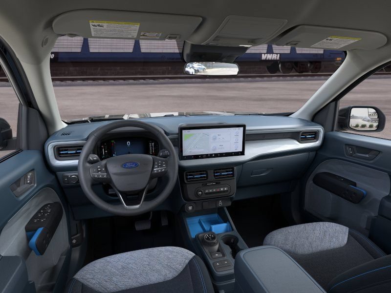 New 2026 Ford Maverick XLT w/ XLT Luxury Package FWD image 12