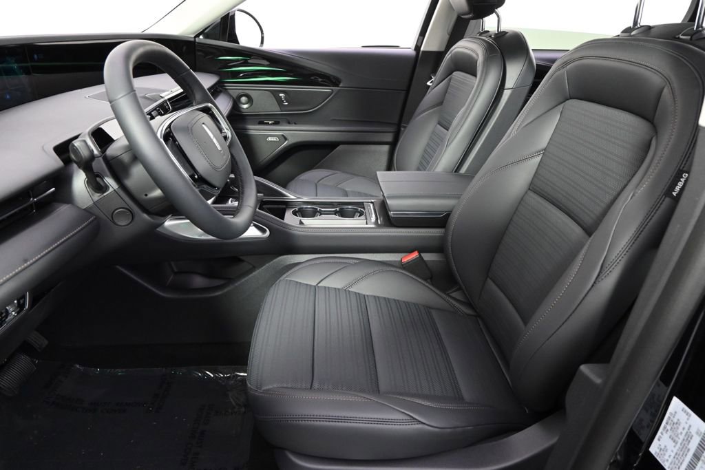 New 2026 Lincoln Nautilus Reserve w/ Jet Appearance Package image 11