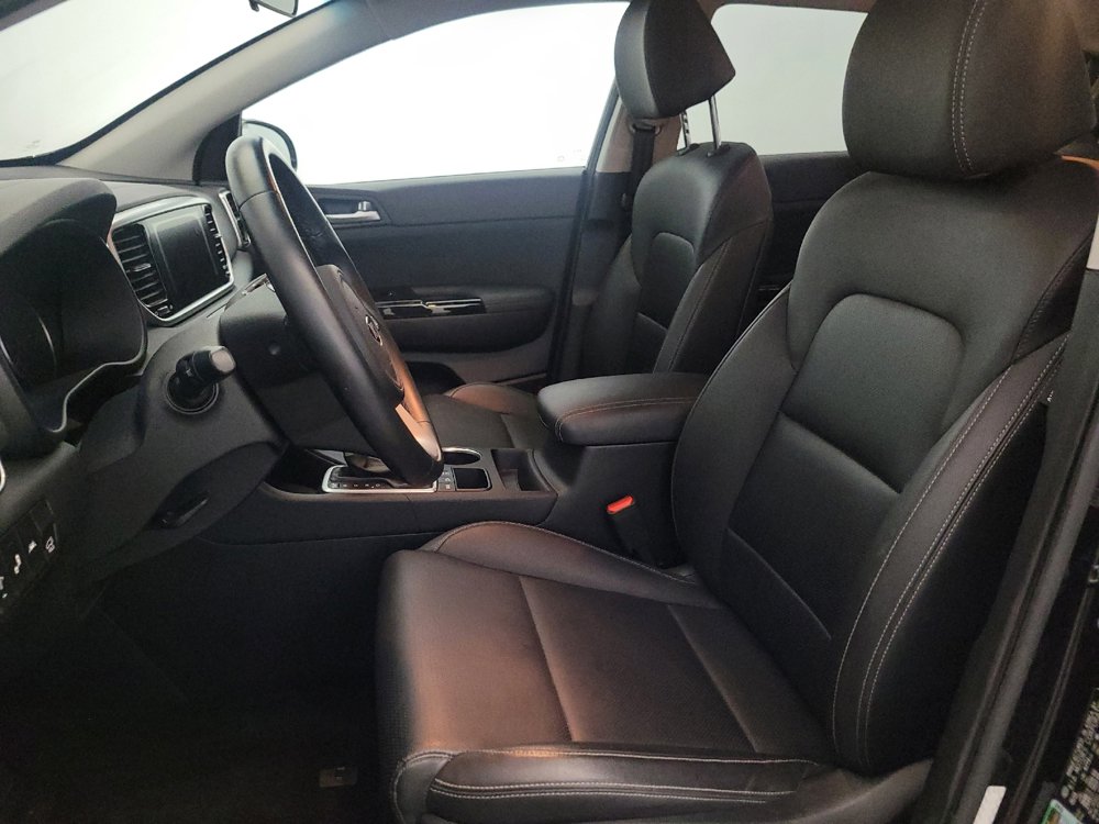Used 2020 Kia Sportage EX image 17