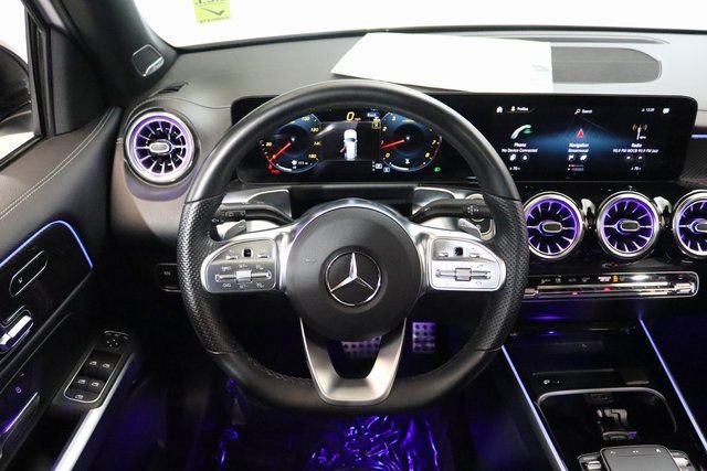 Used 2023 Mercedes-Benz GLB 250 4MATIC image 5