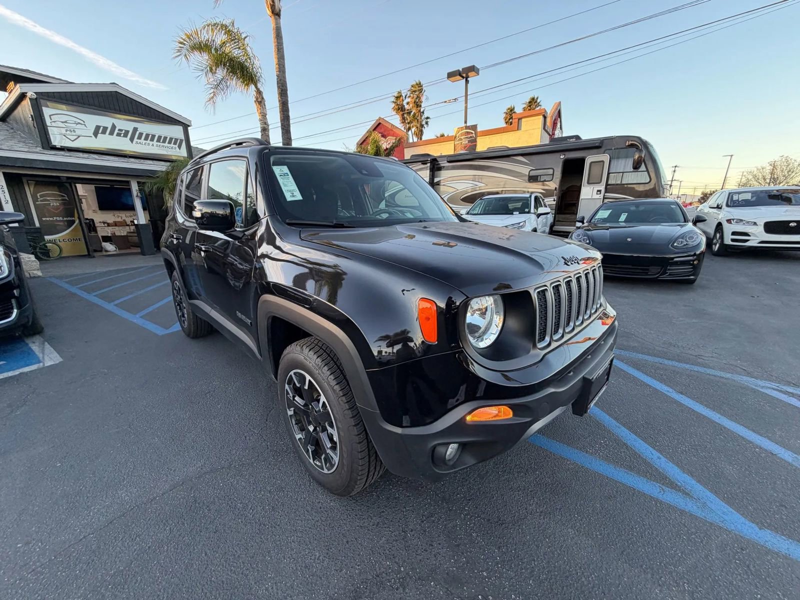 Used 2023 Jeep Renegade Latitude