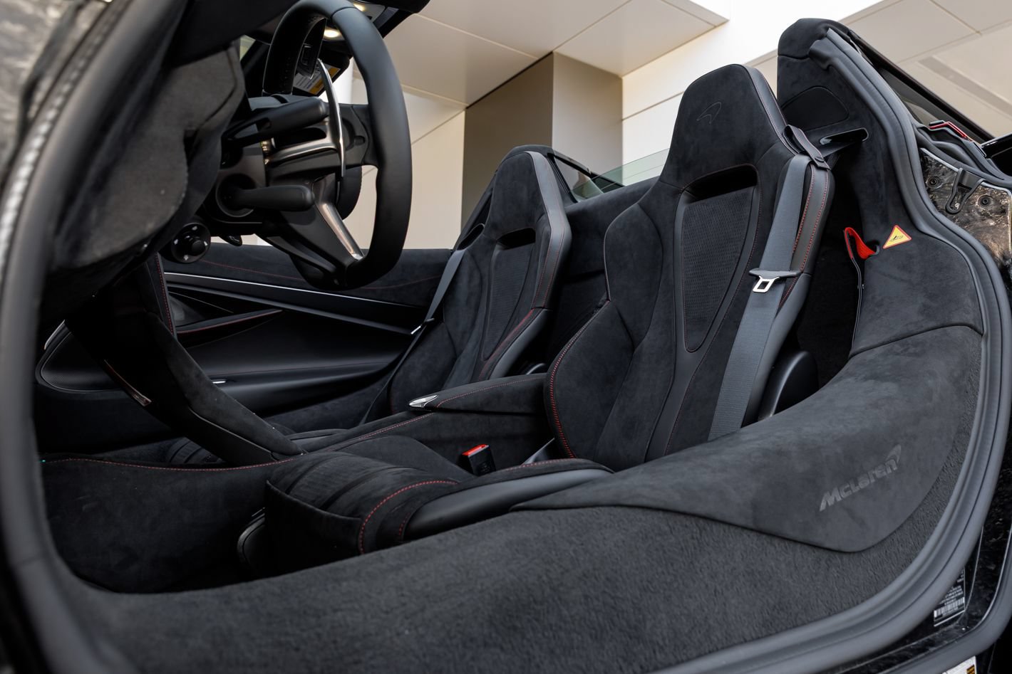Used 2027 McLaren 750S Spider RWD image 56