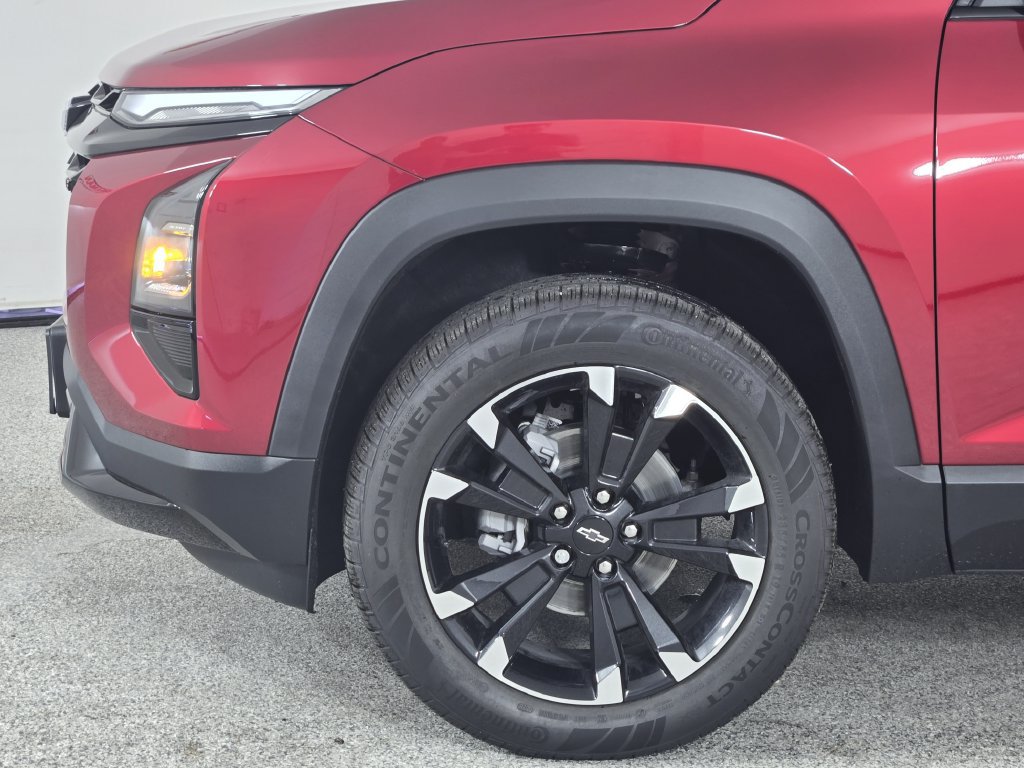 New 2026 Chevrolet Equinox RS w/ Convenience Package III FWD image 9