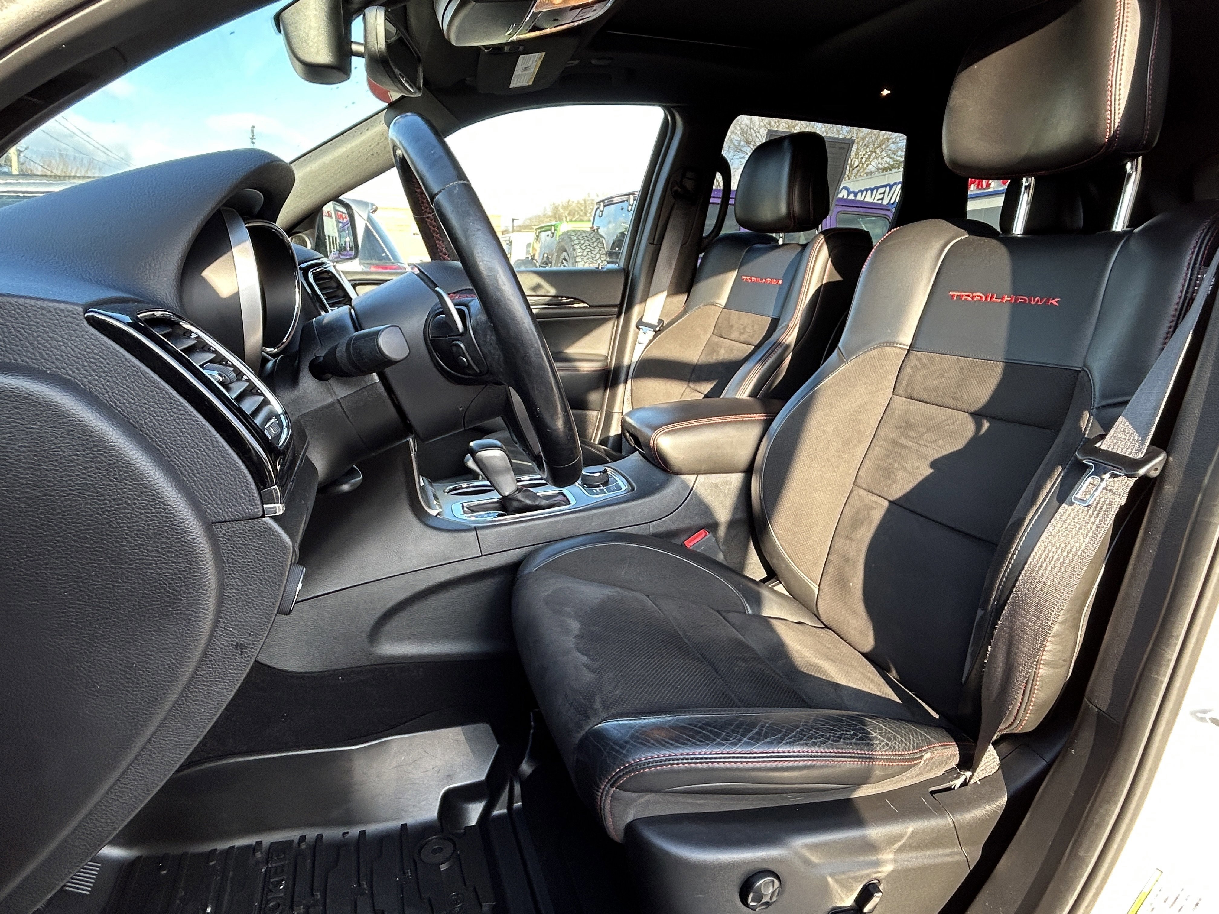 Used 2020 Jeep Grand Cherokee Trailhawk AWD/4WD image 21