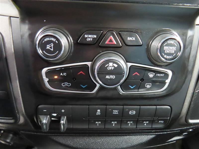 Used 2017 RAM 2500 SLT AWD/4WD image 25