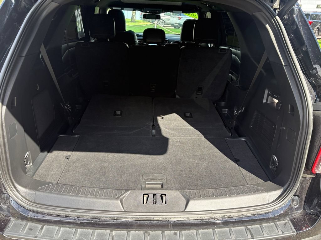 Certified 2023 Ford Explorer ST w/ Technology Package AWD/4WD image 23