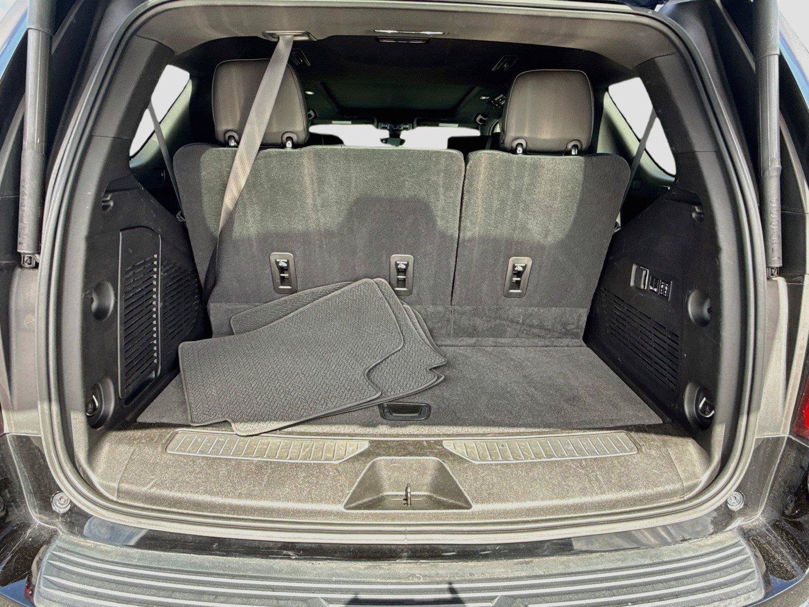 Used 2021 GMC Yukon Denali w/ Denali Premium Package AWD/4WD image 27