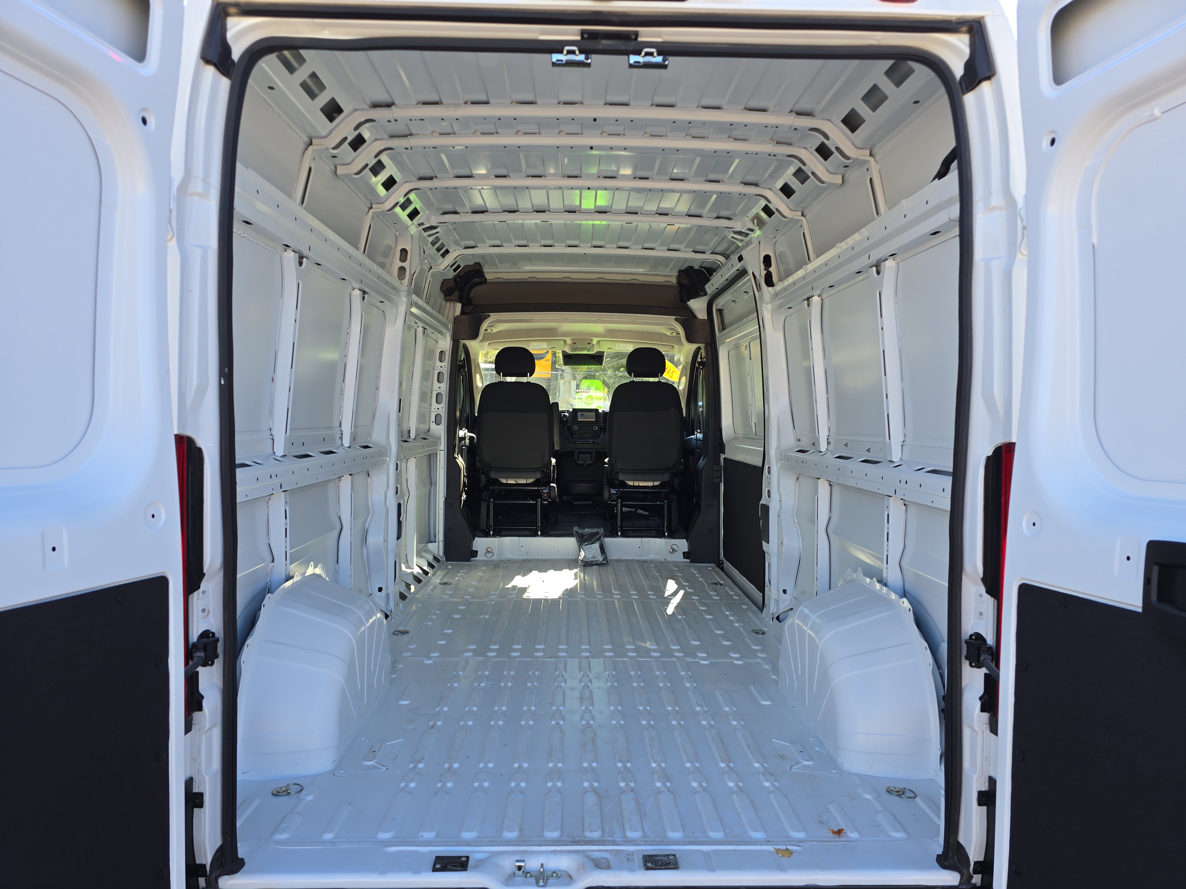 Used 2025 RAM ProMaster 2500 image 7