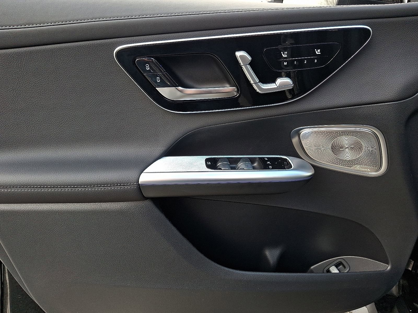 New 2026 Mercedes-Benz GLC 300 4MATIC image 8