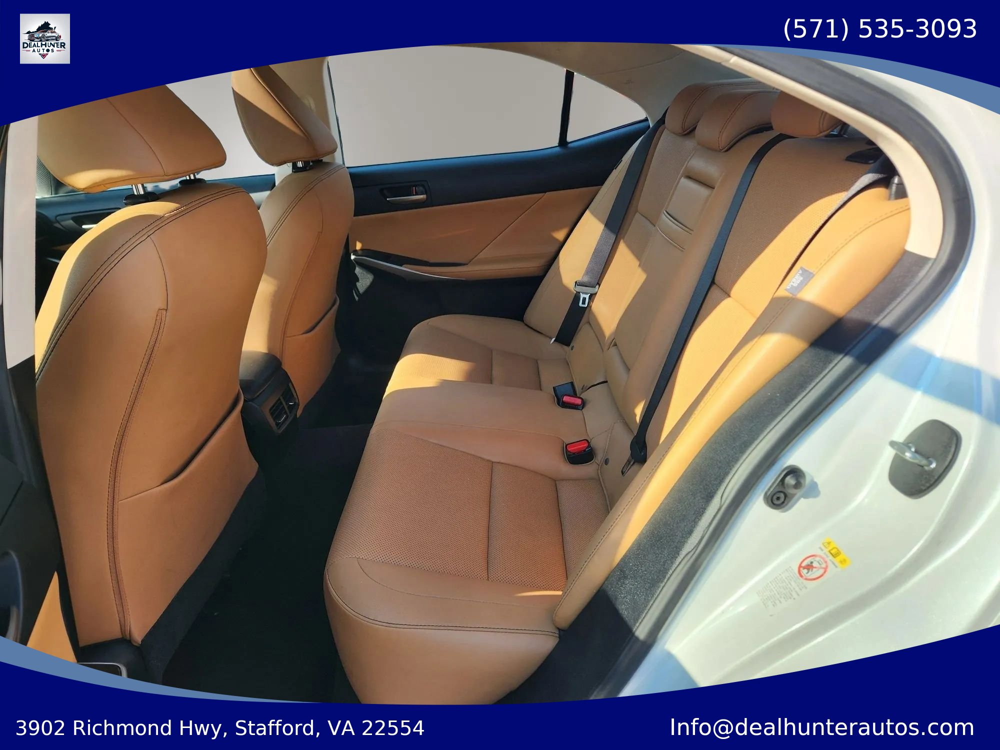 Used 2018 Lexus IS 300 AWD w/ Comfort Package image 18
