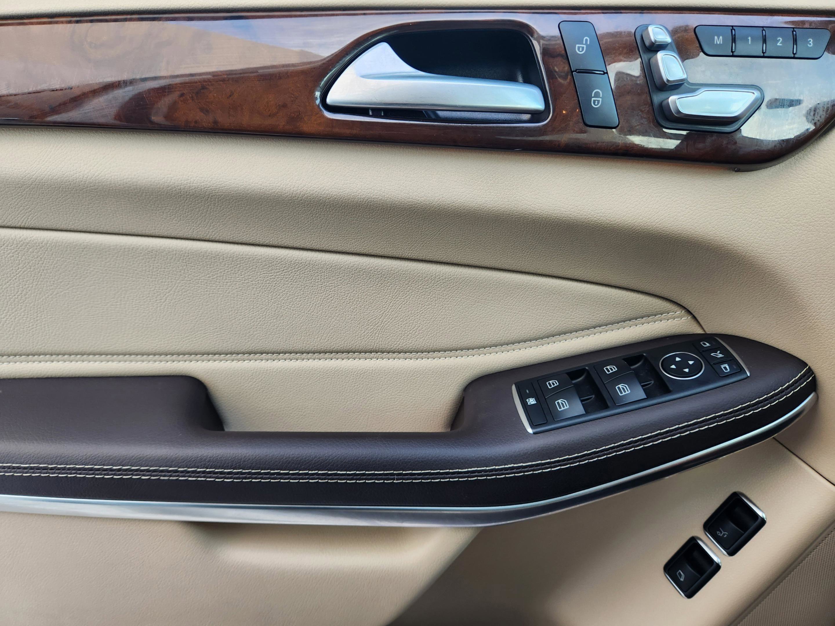 Used 2017 Mercedes-Benz GLS 550 GLS 550 image 24