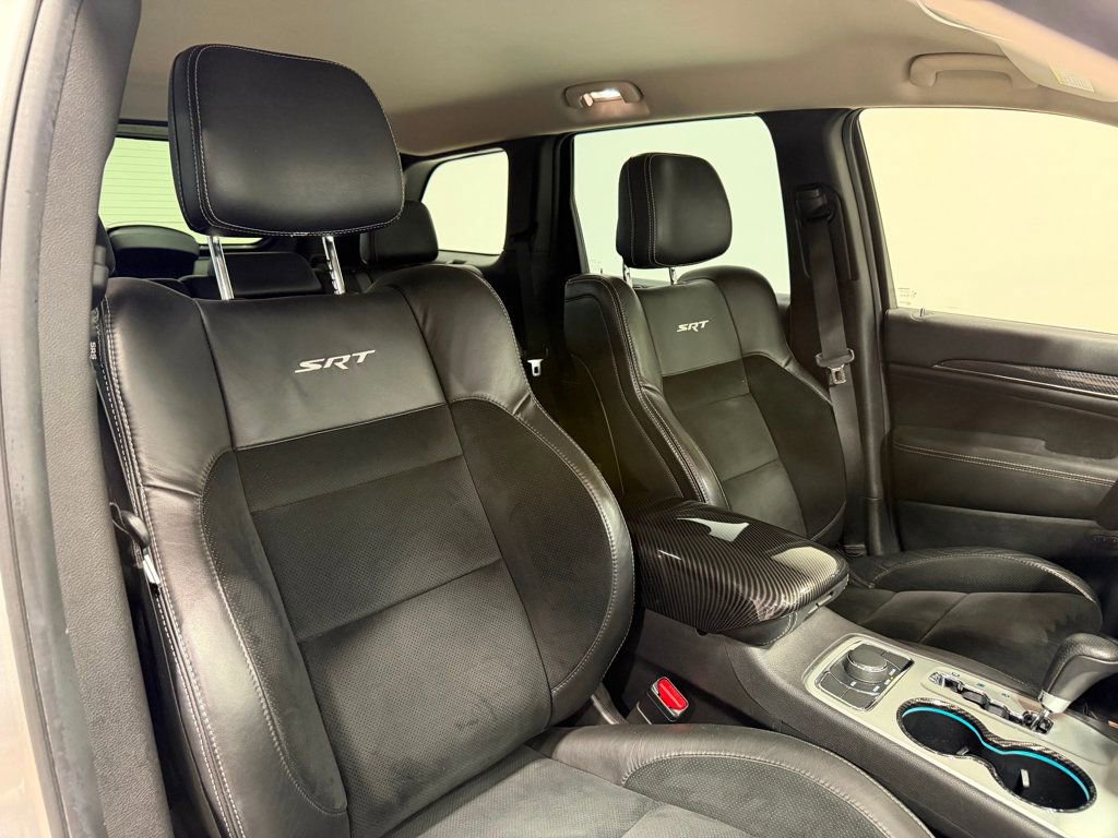 Used 2012 Jeep Grand Cherokee SRT8 w/ Luxury Group II image 28