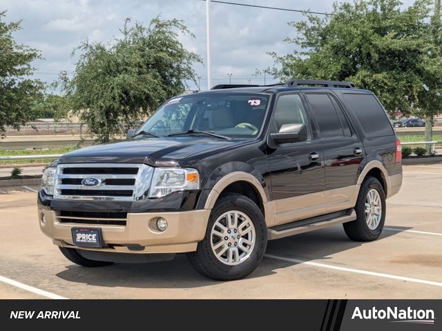 Used 2013 Ford Expedition XLT image 1