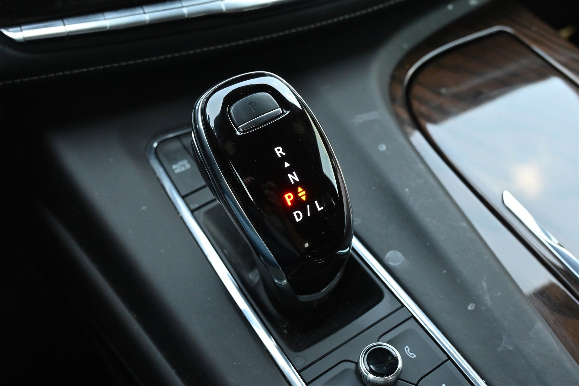 Certified 2023 Cadillac Escalade Sport Platinum w/ LPO, Floor Liner Package image 14