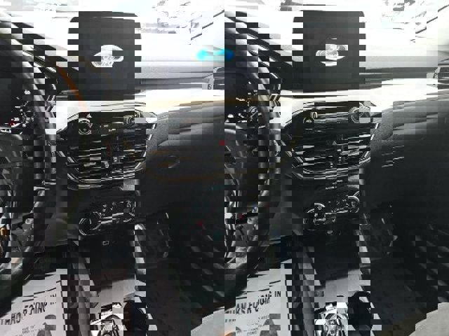 Used 2021 Ford Escape SE w/ SE Sport Appearance Package image 8