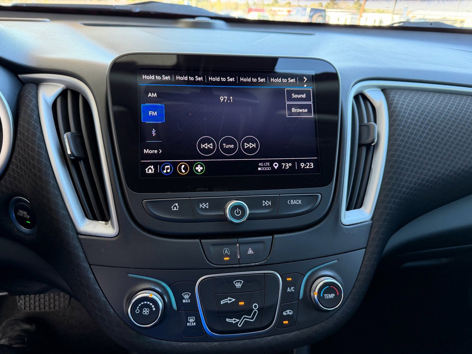 Used 2023 Chevrolet Malibu LS image 10