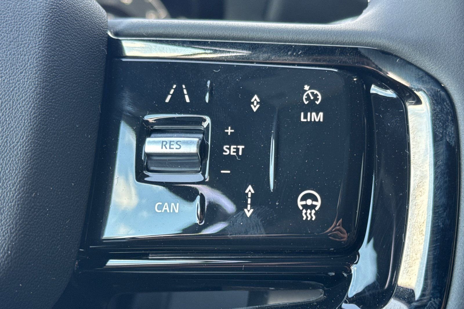 New 2026 Land Rover Range Rover Evoque S AWD/4WD image 28