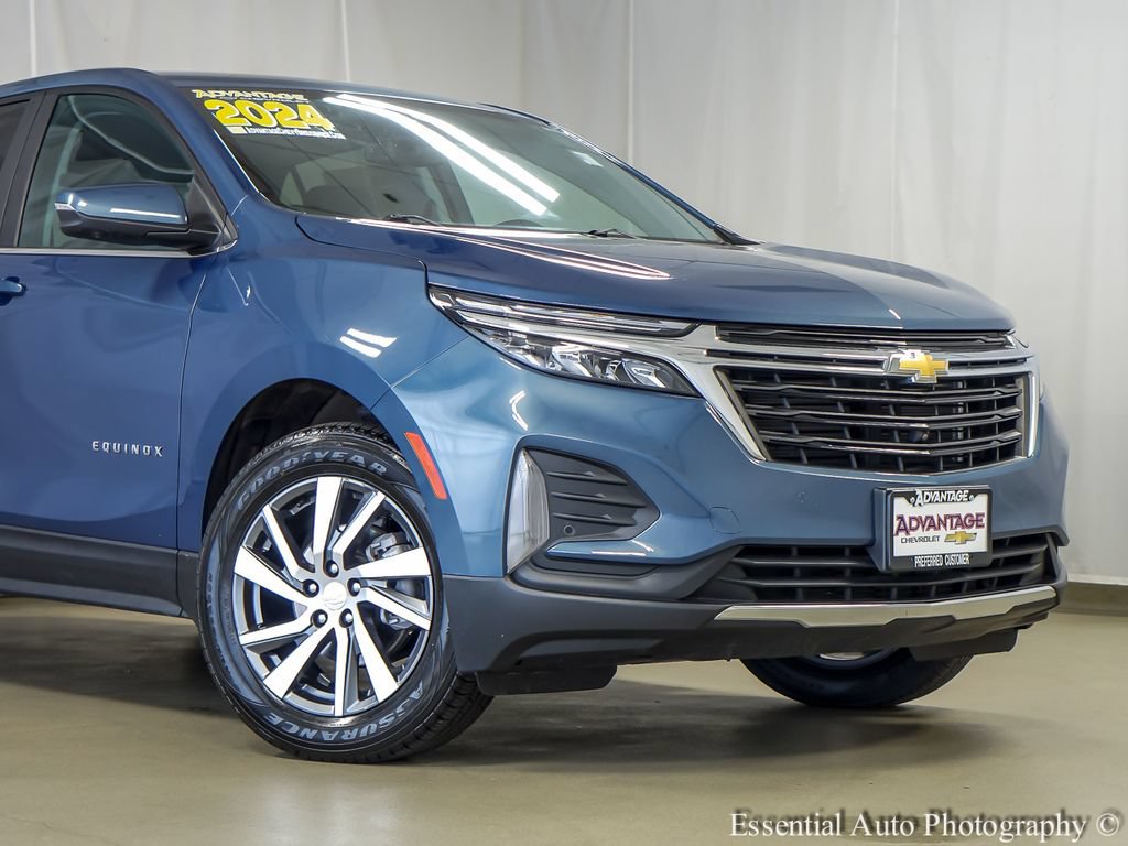 Used 2024 Chevrolet Equinox LT AWD/4WD image 3