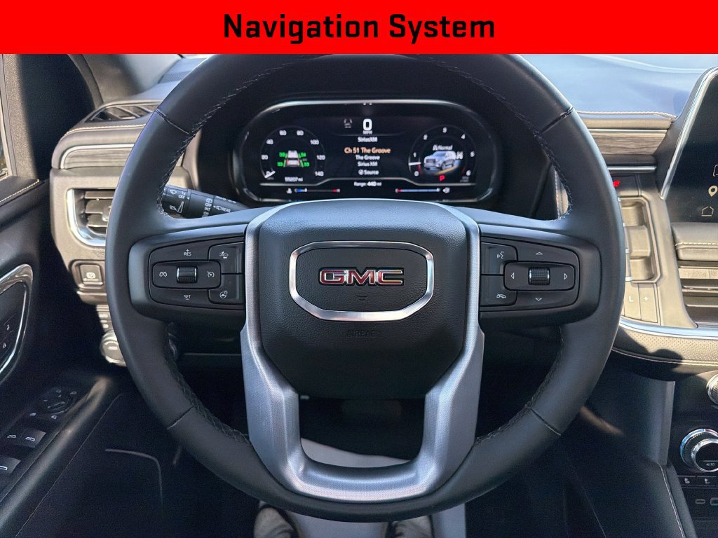 Certified 2023 GMC Yukon XL SLT w/ SLT Premium Package AWD/4WD image 17