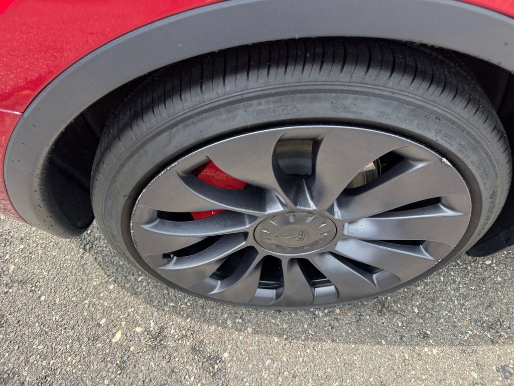 Used 2024 Tesla Model Y Performance AWD/4WD image 25