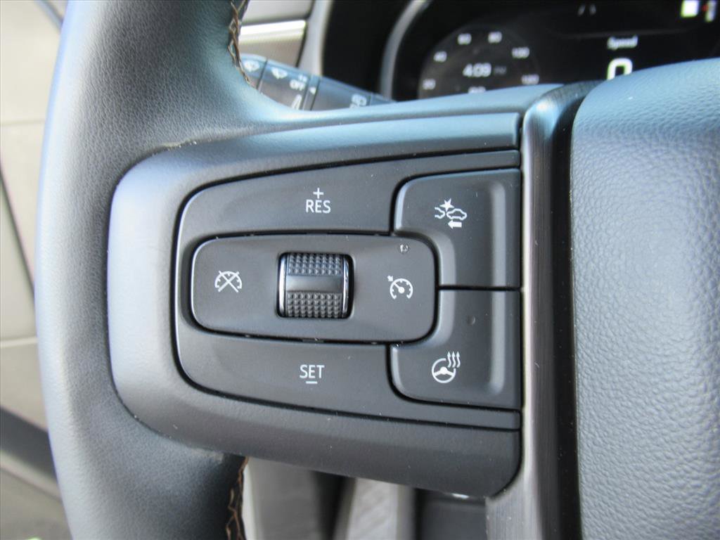 Used 2023 GMC Yukon AT4 image 24