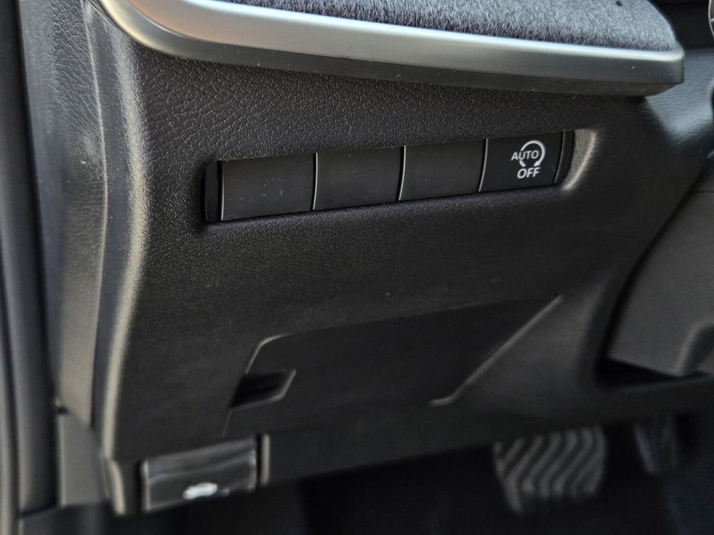 New 2026 Nissan Kicks S FWD image 18
