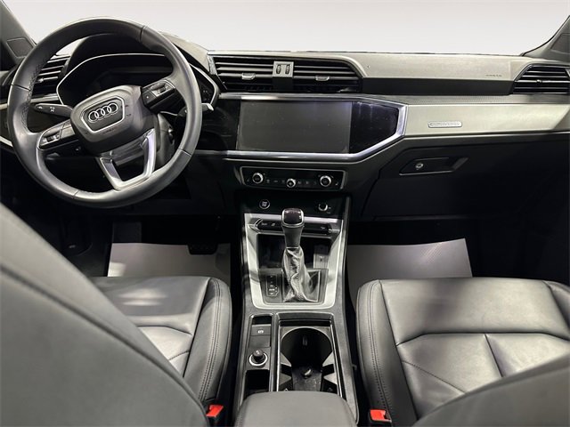 Used 2024 Audi Q3 2.0T Premium w/ Convenience Package image 10