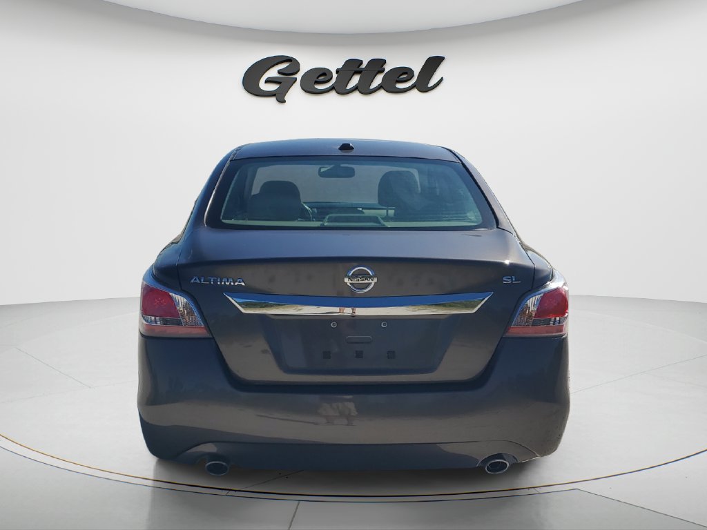 Used 2015 Nissan Altima 2.5 SL w/ Technology Package FWD image 6