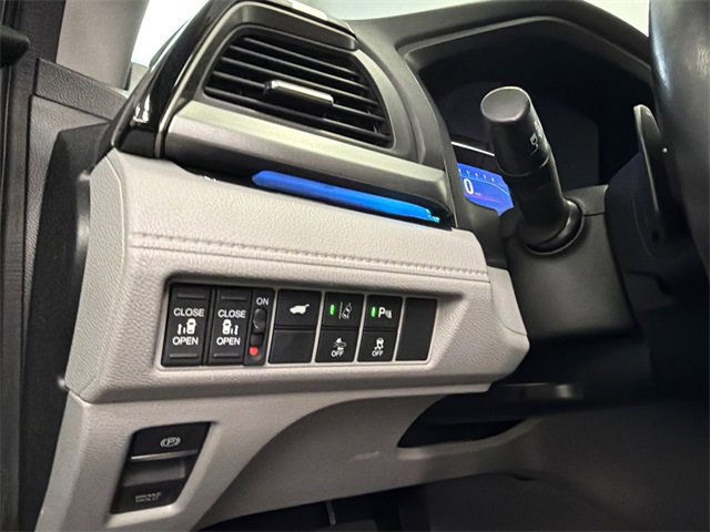 Used 2018 Honda Odyssey Elite image 34