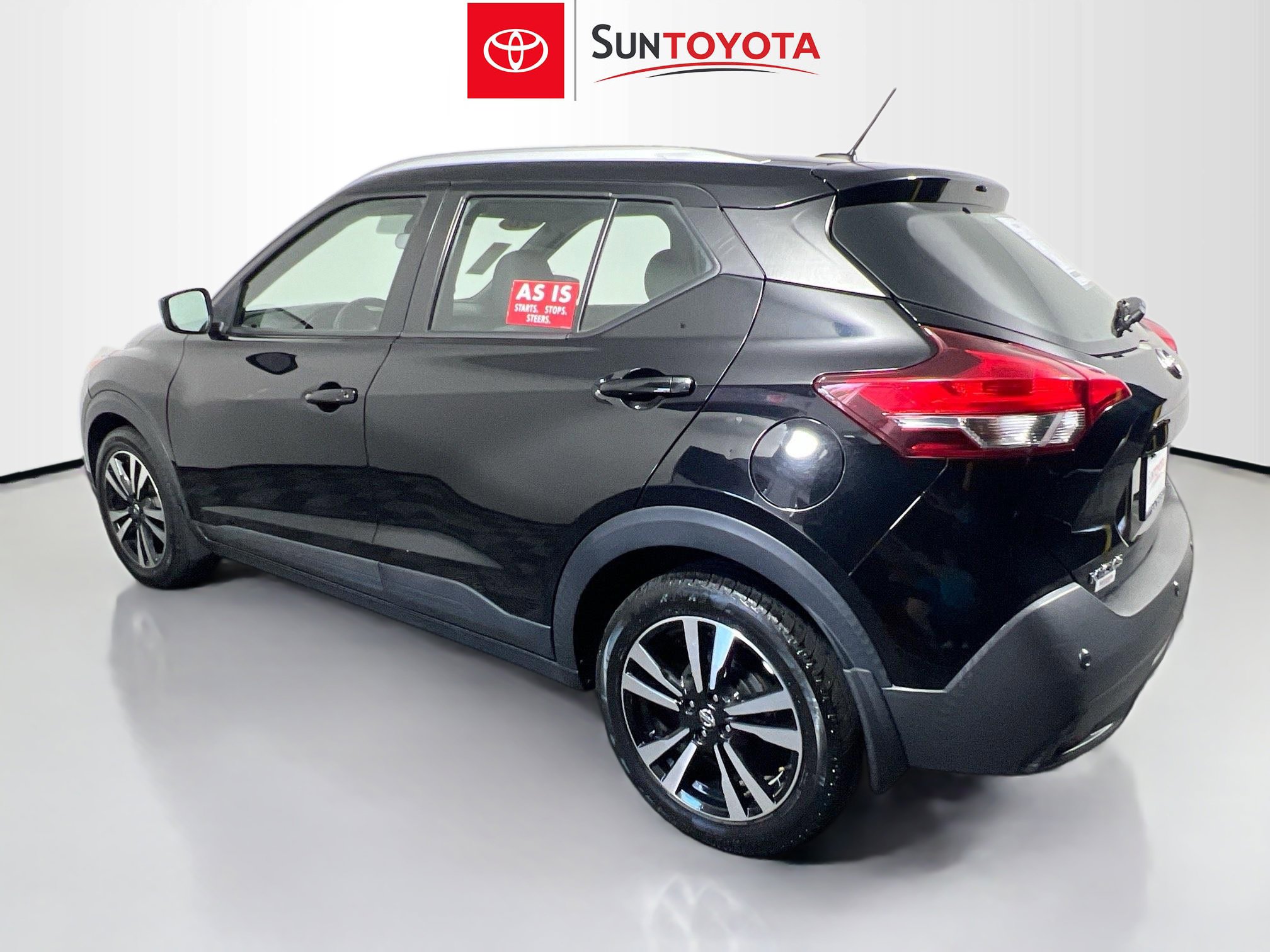 Used 2020 Nissan Kicks SV FWD image 6