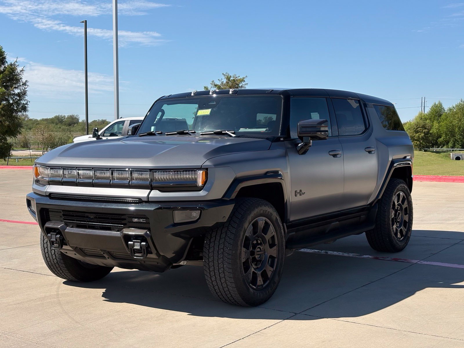 Used 2026 GMC Hummer EV 3X w/ Carbon Fiber Edition Package AWD/4WD image 3
