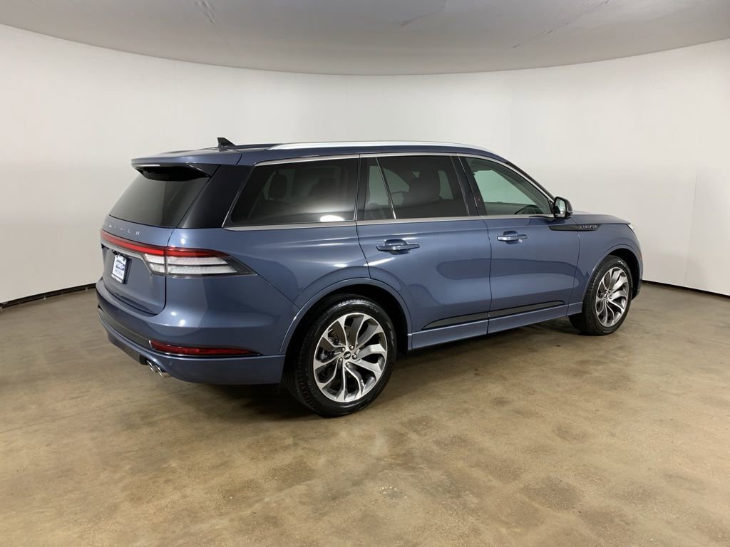 Used 2021 Lincoln Aviator Grand Touring w/ Equipment Group 302A AWD/4WD image 8