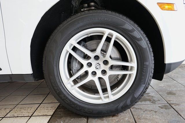 Used 2018 Porsche Macan image 60